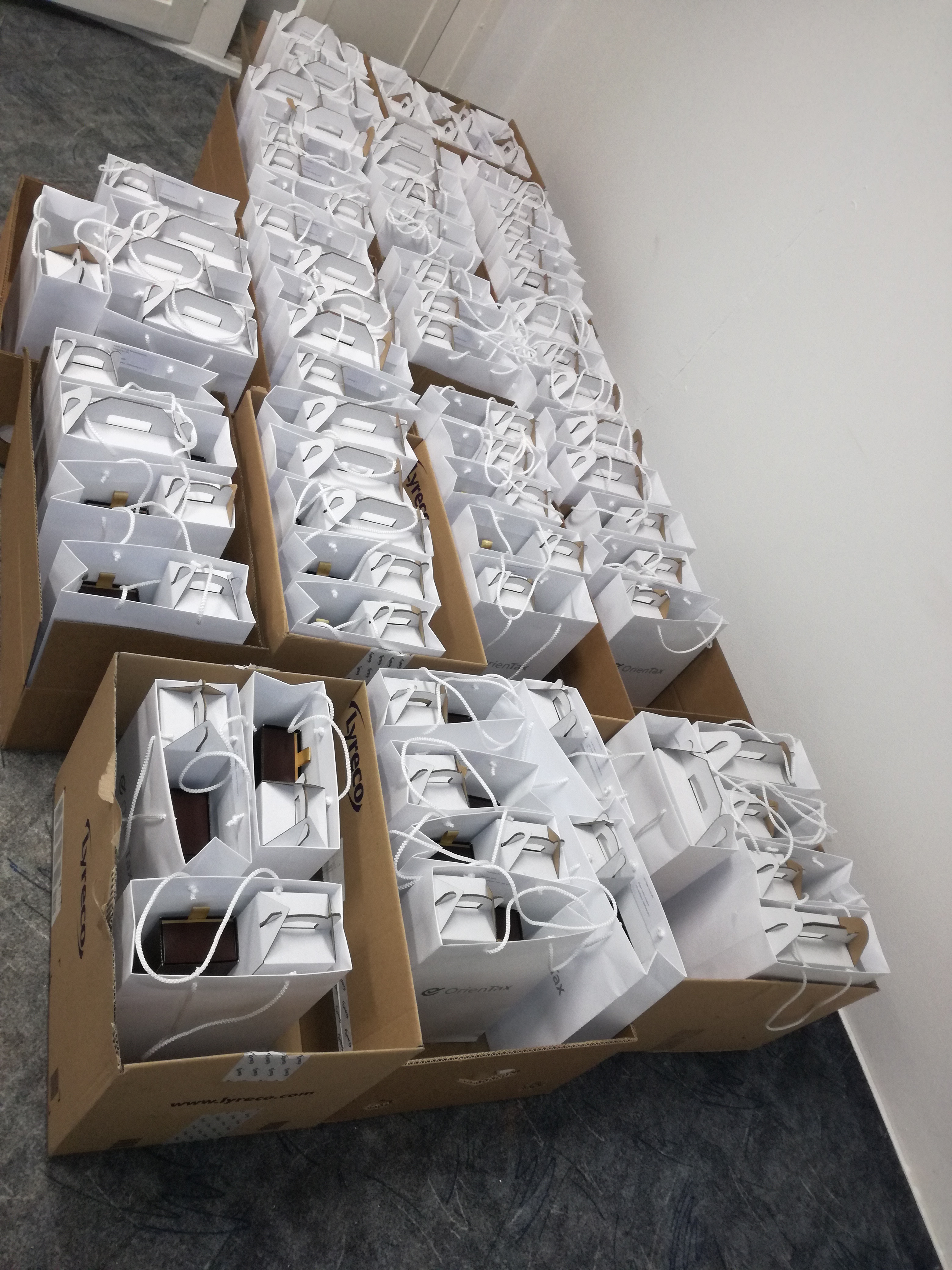 Kisebb áruk szállításra kikészítve